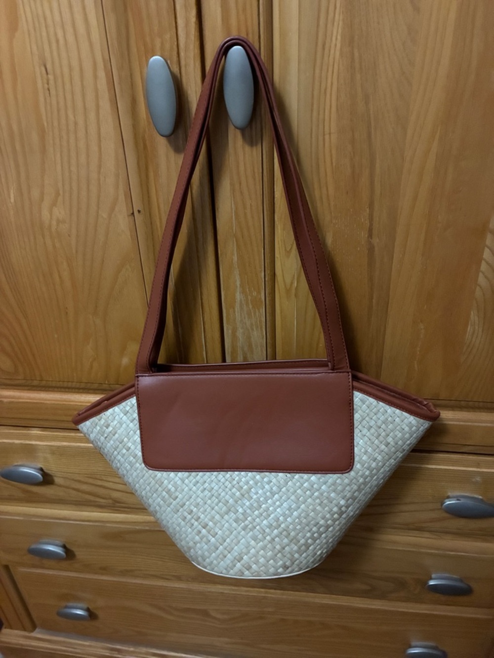 Women’s Woven Bag with Brown Trim